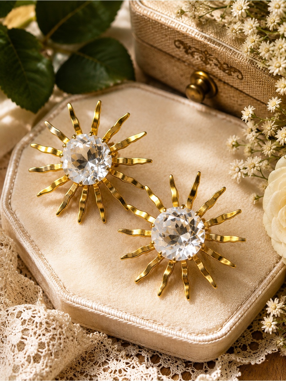 NOS Sarah Coventry Fascination Sunburst Earrings
